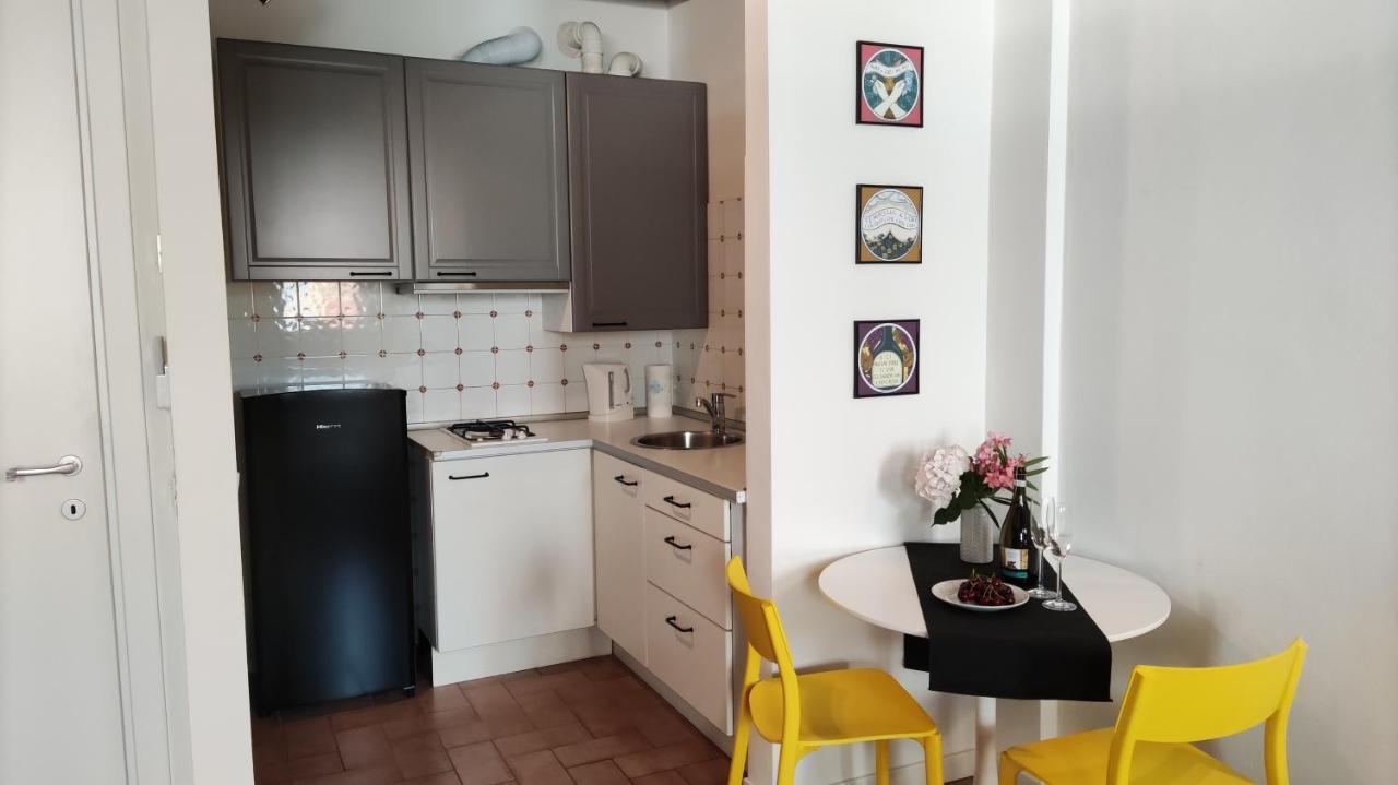 El Postesin Apartment เวโรนา ภายนอก รูปภาพ