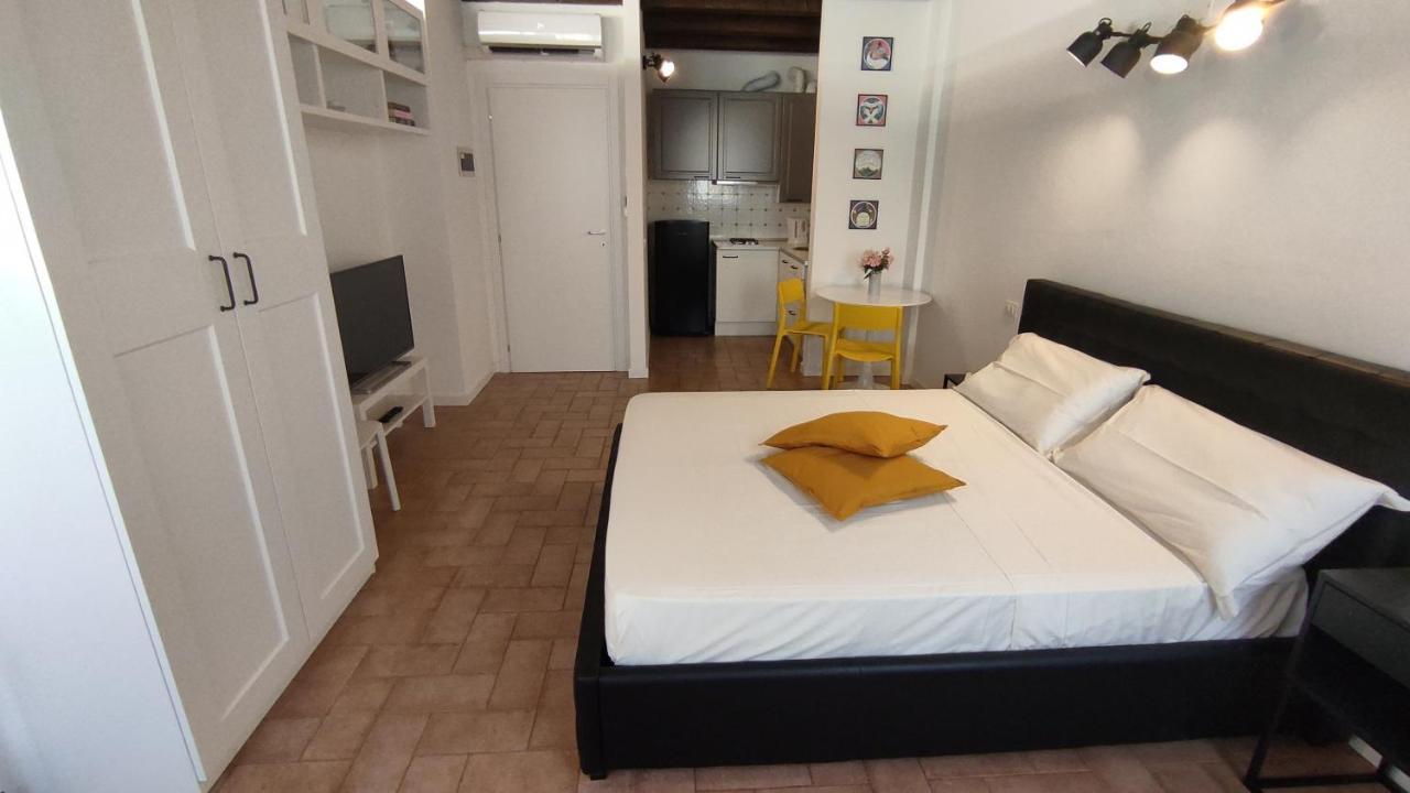 El Postesin Apartment เวโรนา ภายนอก รูปภาพ